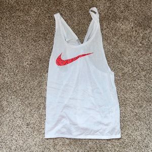 Nike running top